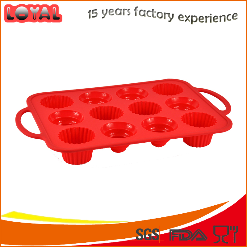 Eco-friendly silicone bakeware 12 holes cake pan Eco-friendly silicone bakeware 12 holes cake pan