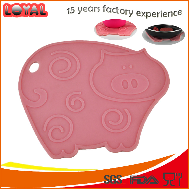 Lovely piggie shaped silicone placemat Lovely piggie shaped silicone placemat