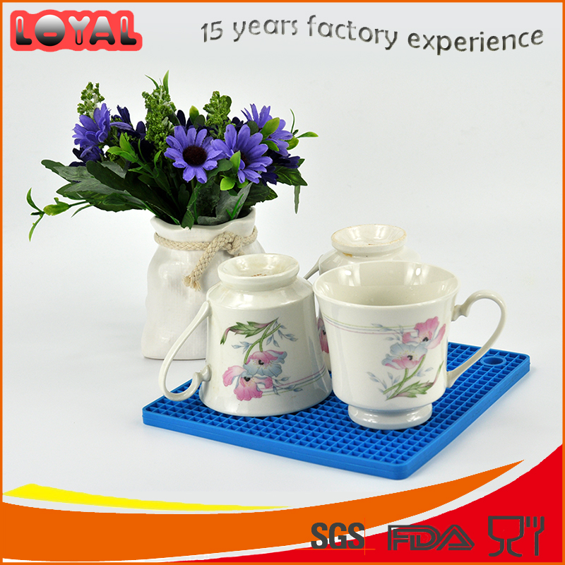 Table accessories and mats silicone coaster heat resistant pot holder Table accessories and mats silicone coaster heat resistant pot holder