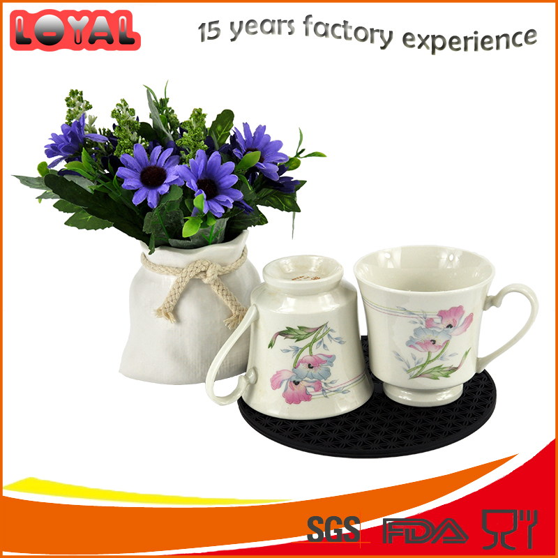 Kitchen utensil round shaped silicone pot mat Kitchen utensil round shaped silicone pot mat